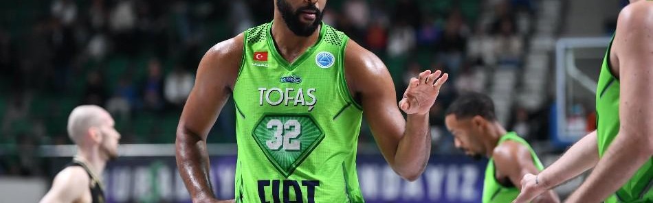 青岛队签下前深圳队外援，上赛季他在CBA赛场上的表现相当惊艳？